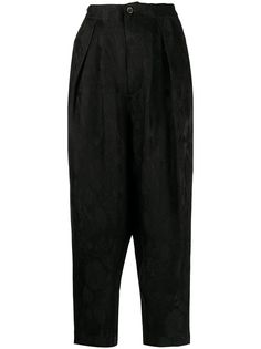 Uma Wang укороченные жаккардовые брюки со складками
