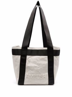 AMBUSH сумка-тоут с тисненым логотипом