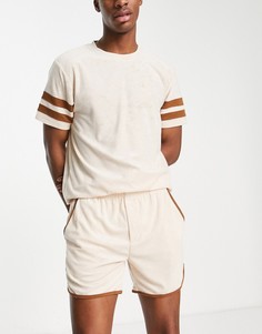 Махровый пижамный комплект из футболки и шорт с полосками по бокам ASOS DESIGN-Светло-бежевый цвет