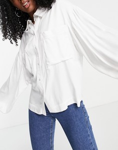Атласная рубашка цвета слоновой кости в утилитарном стиле Topshop-Белый