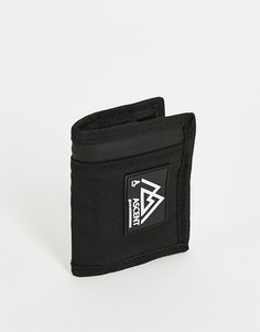 Черный бумажник в спортивном стиле с нашивкой ASOS DESIGN