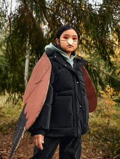 Короткая стеганая куртка с бархатным эффектом для девочек (черный, 134/ 9-10 YEARS) Sela