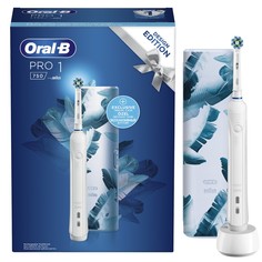 Зубная щетка Braun Oral-B Pro 1/ D16.513.1UX CrossAction White + чехол