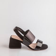 Черные лаковые босоножки Calipso