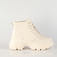 Белые кожаные ботинки Calipso