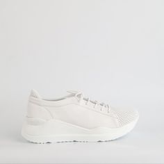 Белые кожаные кроссовки Calipso
