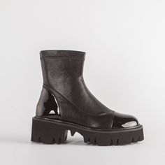 Черные ботинки из эко-кожи Calipso
