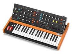 Синтезатор Behringer Poly D