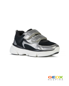 Черные кроссовки Geox с серебристыми вставками