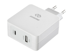 Зарядное устройство Digma USB / USB Type-C 5.5A White DGPD-45W-WG
