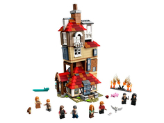 Lego Harry Potter Нападение на Нору 1047 дет. 75980