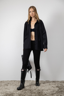 Рубашка в черном цвете VASSA&Co