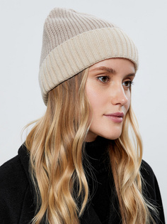 Шапка с отворотом Zarina