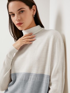 Свитер шерстяной (42) Elis