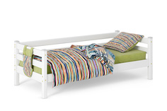Детская кровать с задней защитой Соня Hoff