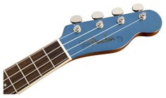 ZUMA Classic Ukulele Lake Placid Blue Fender