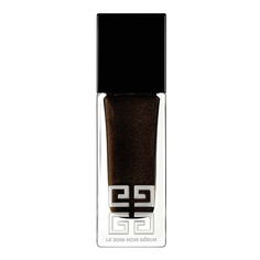 Уход за лицом GIVENCHY Сыворотка для исключительной красоты кожи лица Le Soin Noir