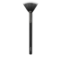 Лицо FACE 12 POWDER FAN BRUSH/ЛИЦО 12 ВЕЕРНАЯ КИСТЬ ДЛЯ ПУДРЫ Kiko