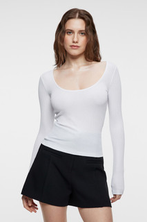 Лонгслив облегающий базовый с круглым вырезом Befree