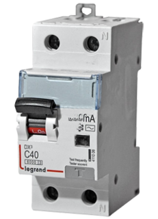 Автоматический выключатель дифф. тока (АВДТ) дифференциальный Legrand 411006 DX³ 6000 - 10 кА - тип характеристики С, 1П+Н, 230 В~, 40 А, тип AС, 30 м