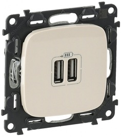 Зарядное устройство Legrand 754996 Valena ALLURE - с двумя USB-разьемами 240В/5В 1500мА, с лицевой панелью, слоновая кость