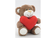 Мягкие игрушки Мягкая игрушка Unaky Soft Toy Медвежонок Сильвестр шоколадный с красным флисовым сердцем 25 см