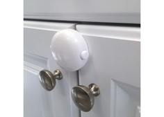 Блокирующие устройства Safe&Care Блокировка открываюшихся двойных дверей 810