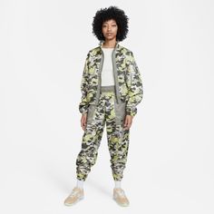 Женская ветровка Nike Sportswear Woven Jacket