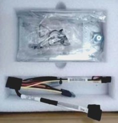 Кабель-разветвитель Intel CYPCBLINTSTKIT mini SAS HD - SATA длиной 175мм