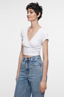 блузка женская Топ-футболка укороченный хлопковый с V-вырезом Befree