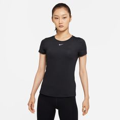 Женская футболка Dri-Fit One Slim Tee Nike