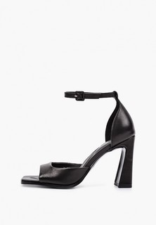 Босоножки Abricot 