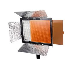 Светодиодный осветитель Yongnuo YN-900 L LED 5500K
