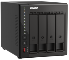 Сетевой RAID-накопитель QNAP TS-453E-8G 4 отсека 3,5"/2,5", 2 порта 2,5 GbE BASE-T, 2 HDMI-порта. Intel Celeron J6412 2,0 ГГц (2,6 ГГц), 8 ГБ.