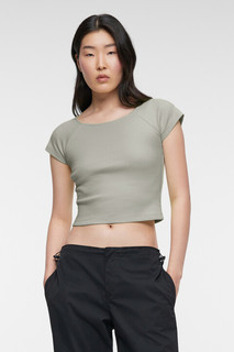 футболка женская Топ-футболка облегающий с вырезом-лодочкой Befree