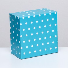 Подарочная коробка крышка-дно, 19 x 19 x 10,5 см. NO Brand