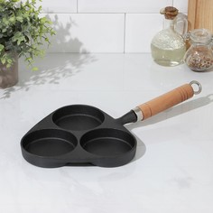 Сковорода-оладница чугунная, 37×19 см, деревянная ручка NO Brand