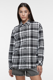 Рубашка oversize клетчатая обрезанная с бахромой Befree