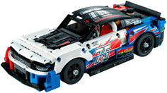 Конструктор Lego Technic Автомобиль Camaro ZL1 (672 деталей)