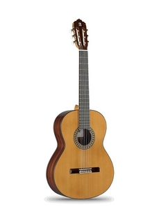 Классические гитары Alhambra