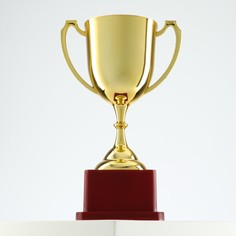 Кубок 012, наградная фигура, золото, подставка пластик, 19,2 × 11,5 × 8 см. Командор
