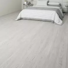 Ламинат «Дуб Фавор» 32 класс толщина 8 мм 2.131 м² Без бренда