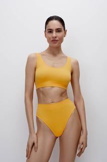 Комплект белья в рубчик с трусами-стринг Ribbed Base Belle You