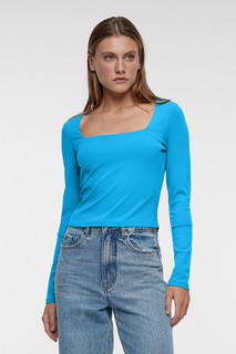 блузка женская Лонгслив вискозный облегающий с вырезом каре Befree