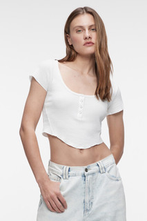 блузка женская Топ-футболка облегающий с вырезом каре и застежкой Befree