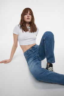 брюки джинсовые женские Джинсы mom-fit свободные с высокой посадкой Befree