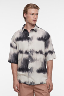 верхняя сорочка мужская Рубашка прямая вискозная с принтом в стиле тай-дай Befree