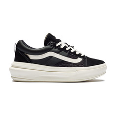 UA Old Skool Overt Plus CC Vans