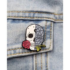 Металлический значок Krumpy Socks Череп с розой