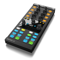 DJ станции, комплекты, контроллеры Native Instruments Traktor Kontrol X1 Mk2